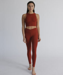 טייץ LOTUS אדמה