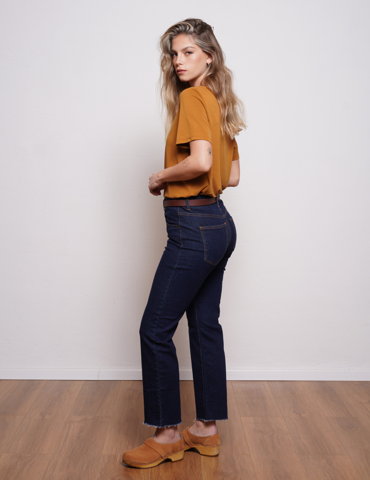 ⁦ג'ינס D DENIM גזרה ישרה כחול כהה⁩ – תמונה ⁦6⁩