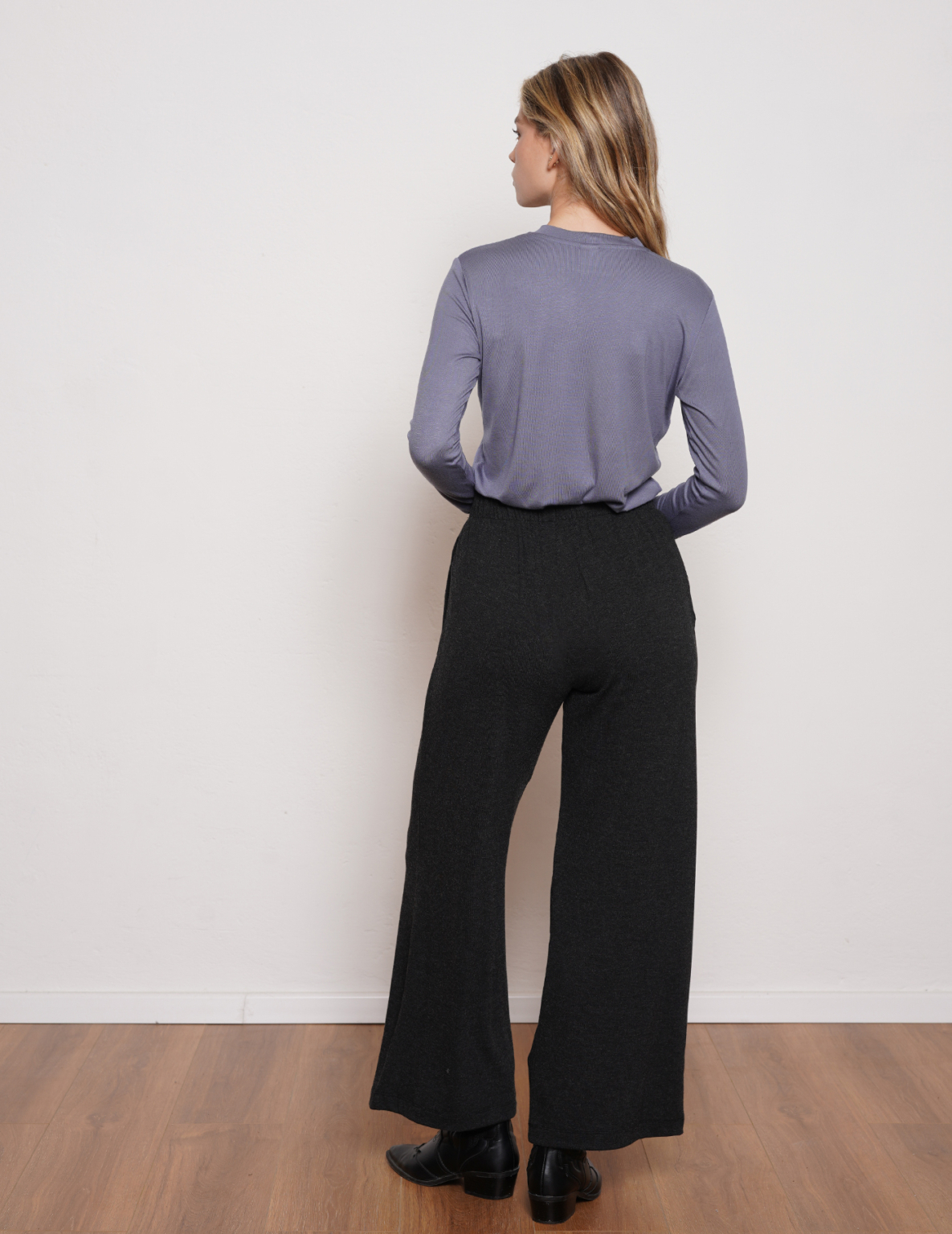 ⁦NO 117  EASY PANTS  DARK GREY⁩ – תמונה ⁦4⁩