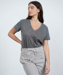 NO.13 טי שירט וי קצרה אפור ווש