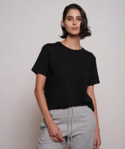 טי שירט בייסיק שחורה