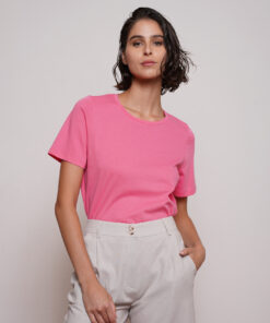 טי שירט בייסיק בצבע מסטיק