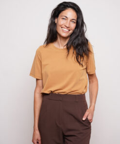 NO.3 חולצת טי שרט קצרה קאמל