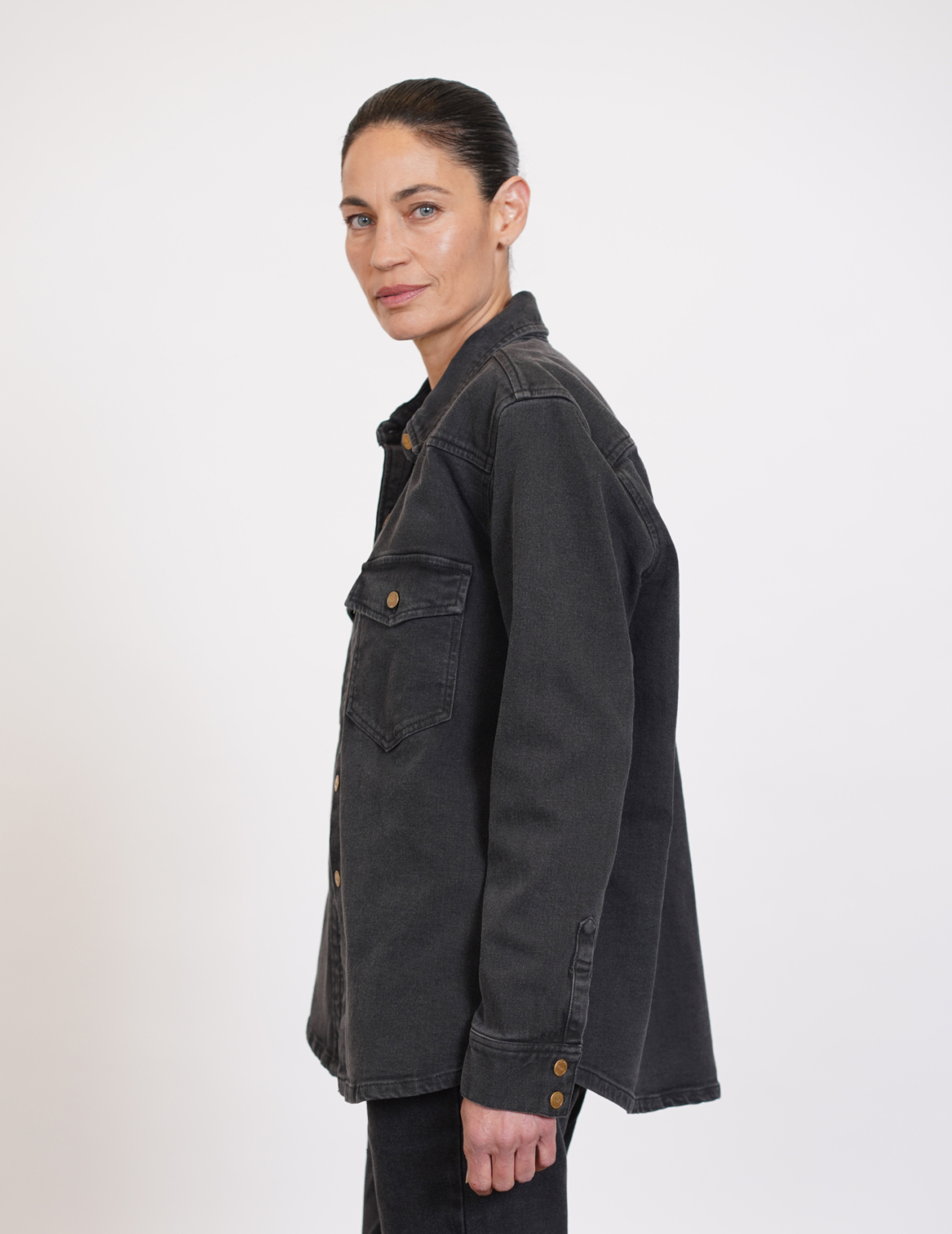 ⁦ג'קט ג'ינס S JACKET שחור ווש⁩ – תמונה ⁦4⁩