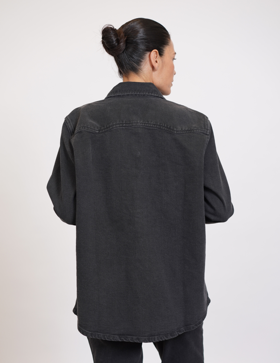 ⁦ג'קט ג'ינס S JACKET שחור ווש⁩ – תמונה ⁦5⁩