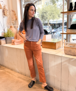 ג'ינס H גזרת MOM חמרה