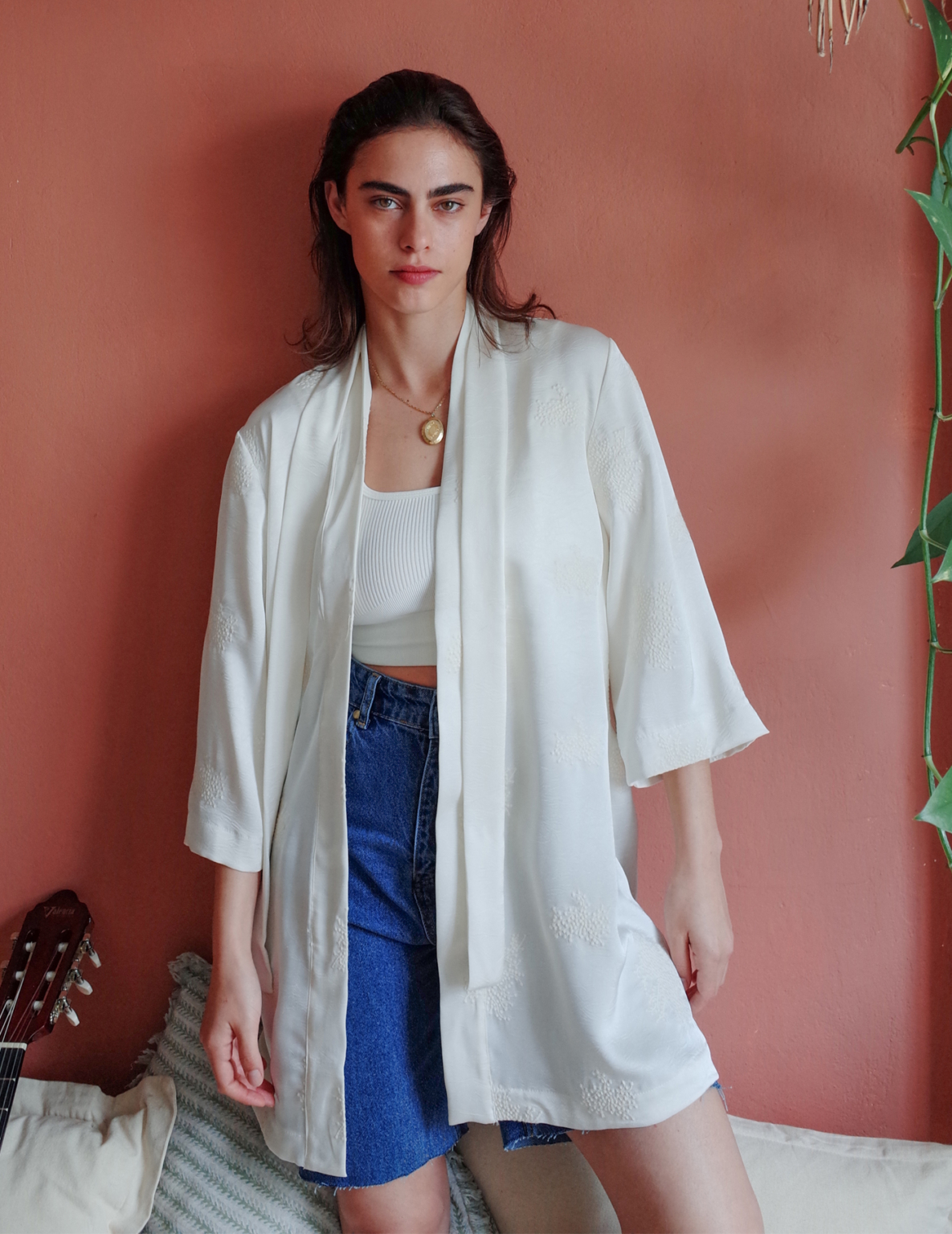 OFRA קימונו רקום פרחים שמנת